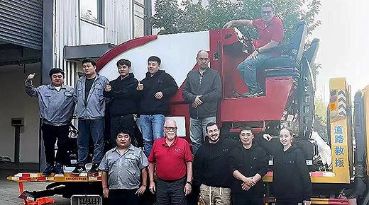 Sport Ice Welcomes World Dealers, Ignites Innovation Spark